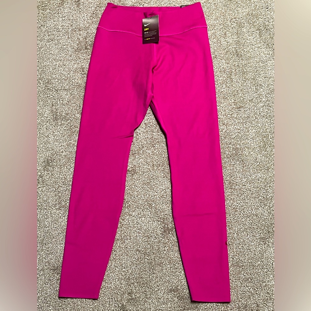 Brand new Nike One Luxe Leggings